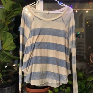 Billabong Long Sleeve Tee Shirt - Medium